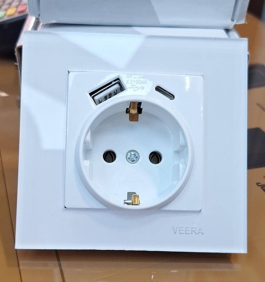  پریز یو اس بی دار مدل کریستال ویرا سفید باکیفیت لوکس USB type c type a 